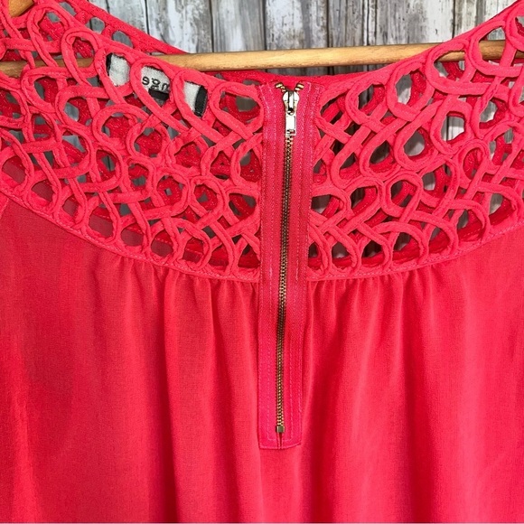 Umgee Coral Open Neck Sheer Blouse - Picture 4 of 5